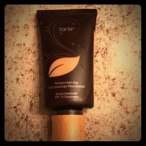 Tarte Amazonian clay full coverage foundation